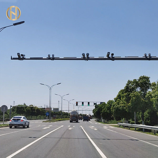 Η κάμερα CCTV οδικών οδών που τοποθετεί Πολωνό προσάρμοσε την υπηρεσία διαθέσιμη