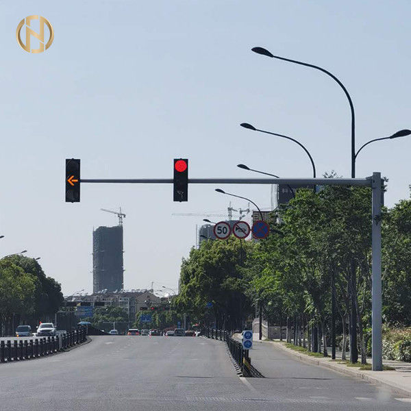 Q235B μετα 6M*9M οκτάγωνη μορφή καμερών CCTV χάλυβα για την κυκλοφορία στη μορφή Λ